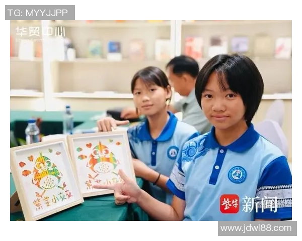 为家乡足球明星捐款助力梦想传承青春激情与希望